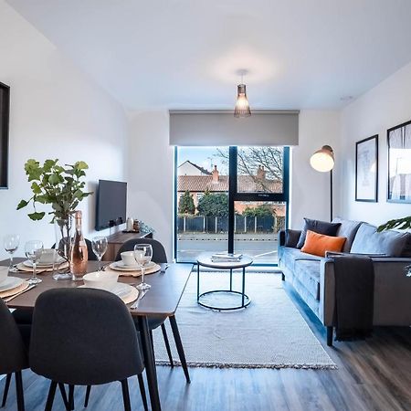 Luxe Interchange Apartment Near Old Trafford - Media City - The Quays Manchester Buitenkant foto